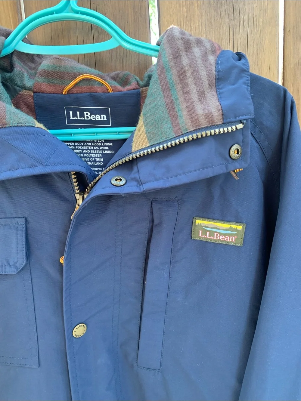 L.L. Bean Navy Classic Mountain Water-Resistant Jacket - Picture 3 of 8